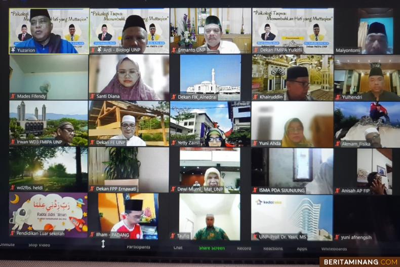 Kegiatan Subuh Mubarak Universitas Negeri Padang yang diselenggarakan secara virtual oleh FMIPA pada Jumat (3/6).